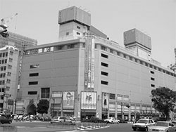 日本一のナポリタンへのこだわり 日本一ナポリタン 伝統のハンバーグの専門店hachi ハチ 公式サイト